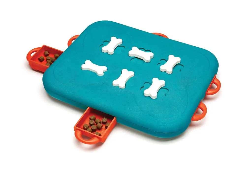 Nina Ottosson Dog Casino интерактивная игрушка для собак "Казино" (24.5х31.5х3.5 см)